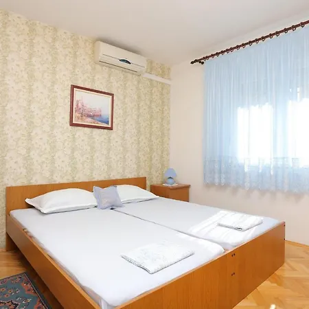 Appartement With Parking Space Duce, - 20858 Omiš