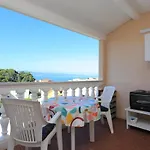 Apartman With Parking Space Duce, - 20858 Omis