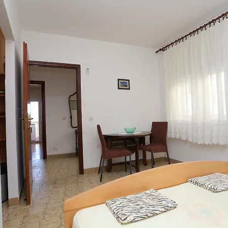 With Parking Space Duce, - 20858 Apartmán *